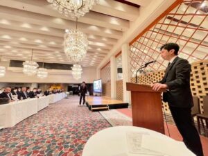 つつみはじめ前橋市議会議員が司会をする